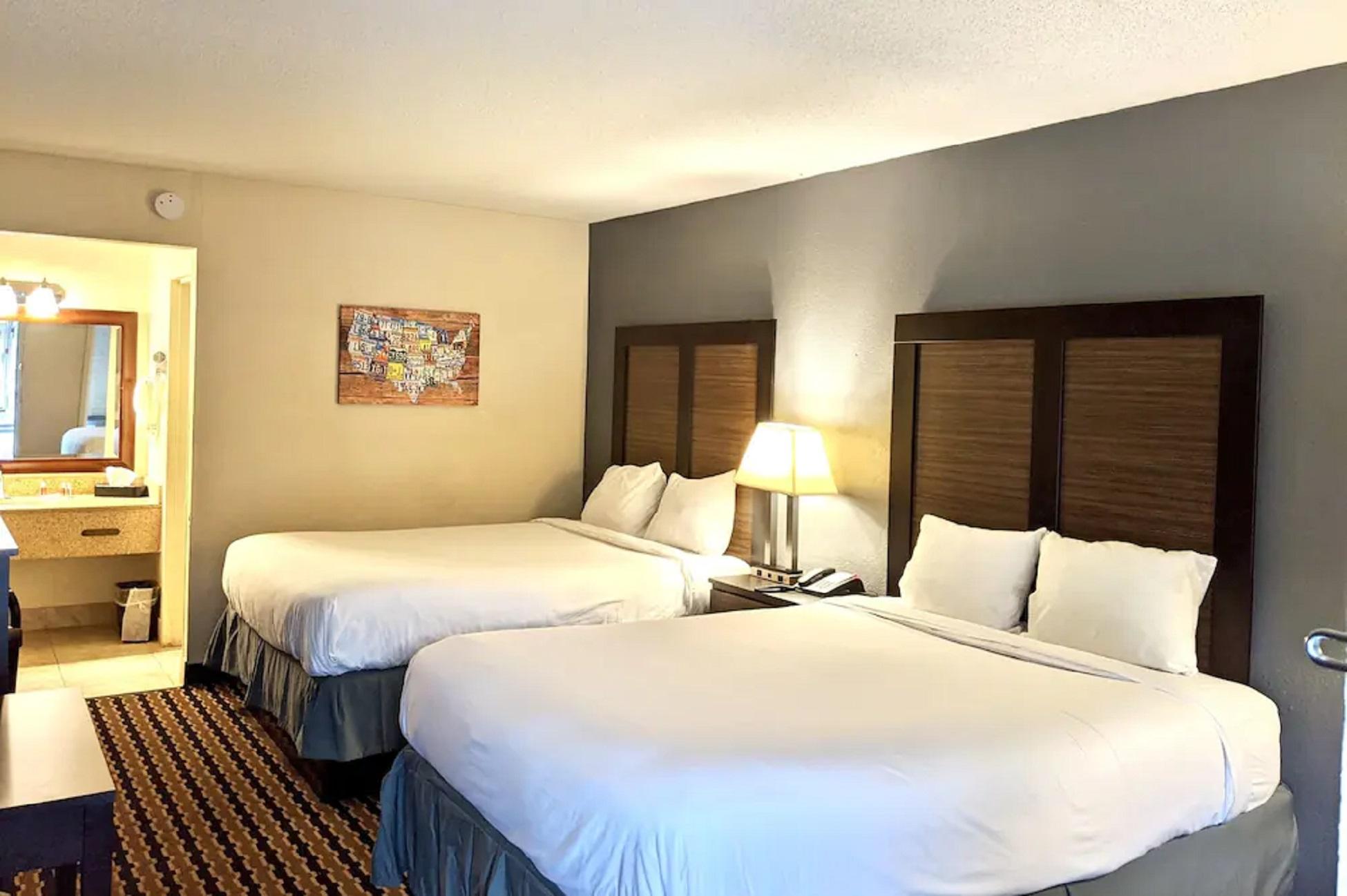 Econo Lodge Forest City Exterior photo